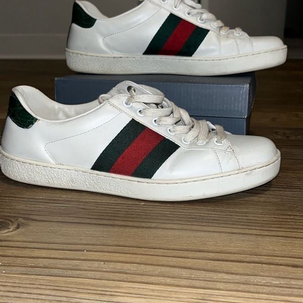 Men’s Gucci Ace Sneakers