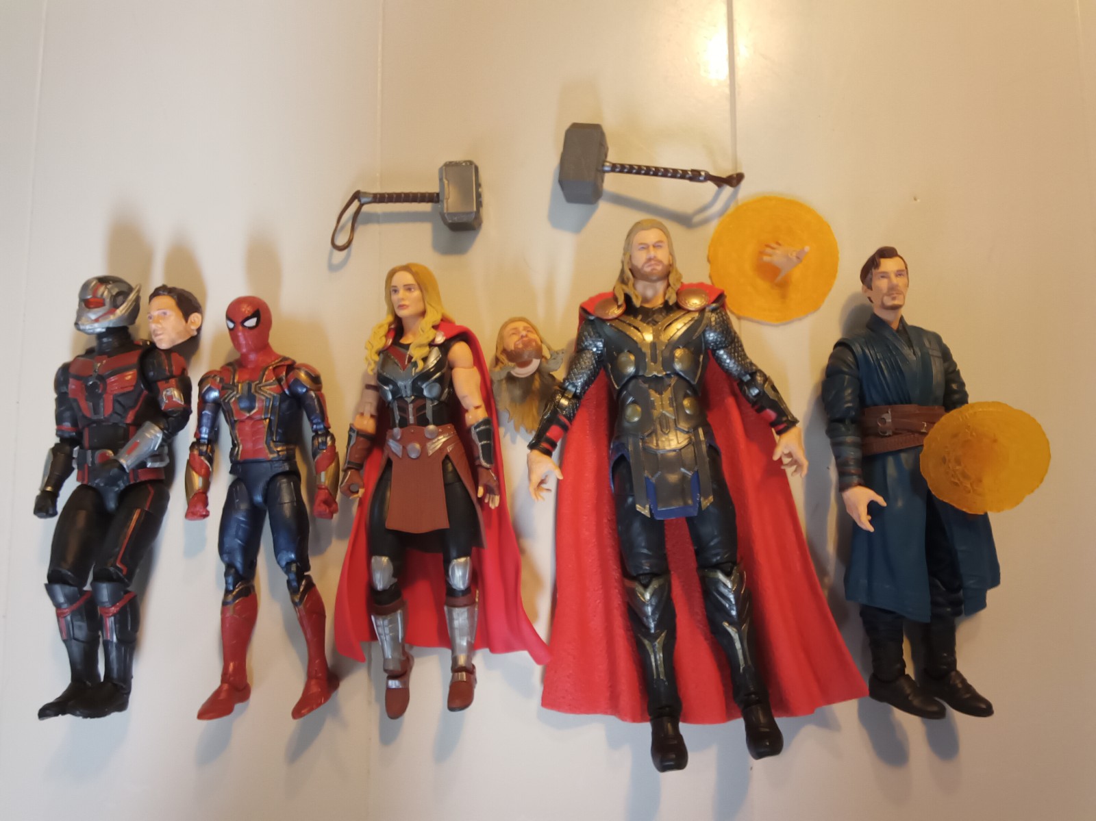 MARVEL AVENGERS