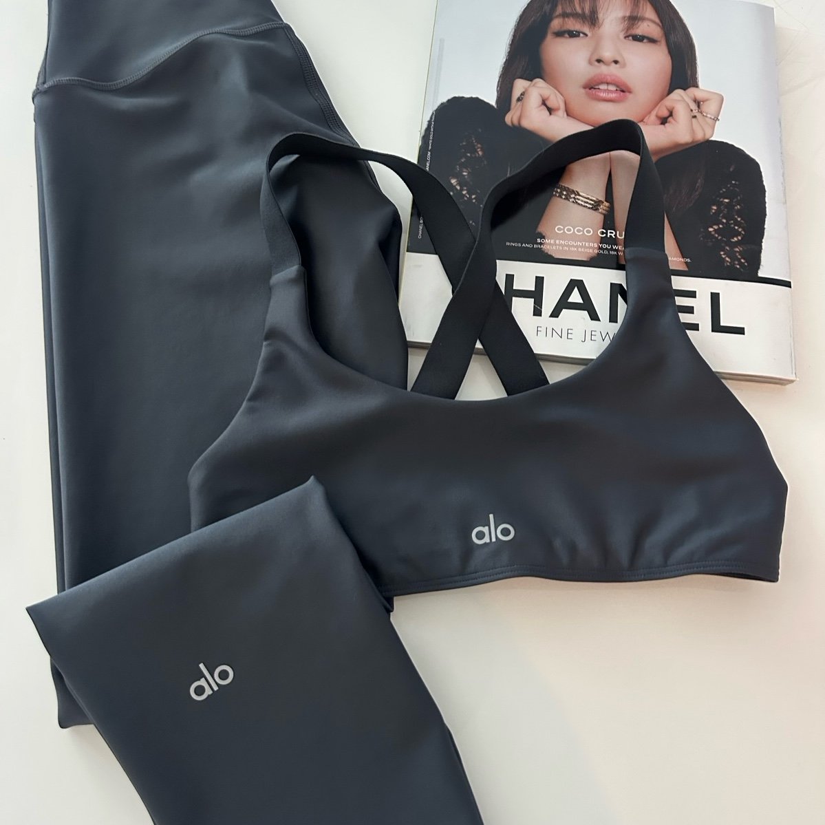 Alo Airlift Set in XS