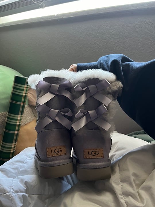 womens ugg boots size 6