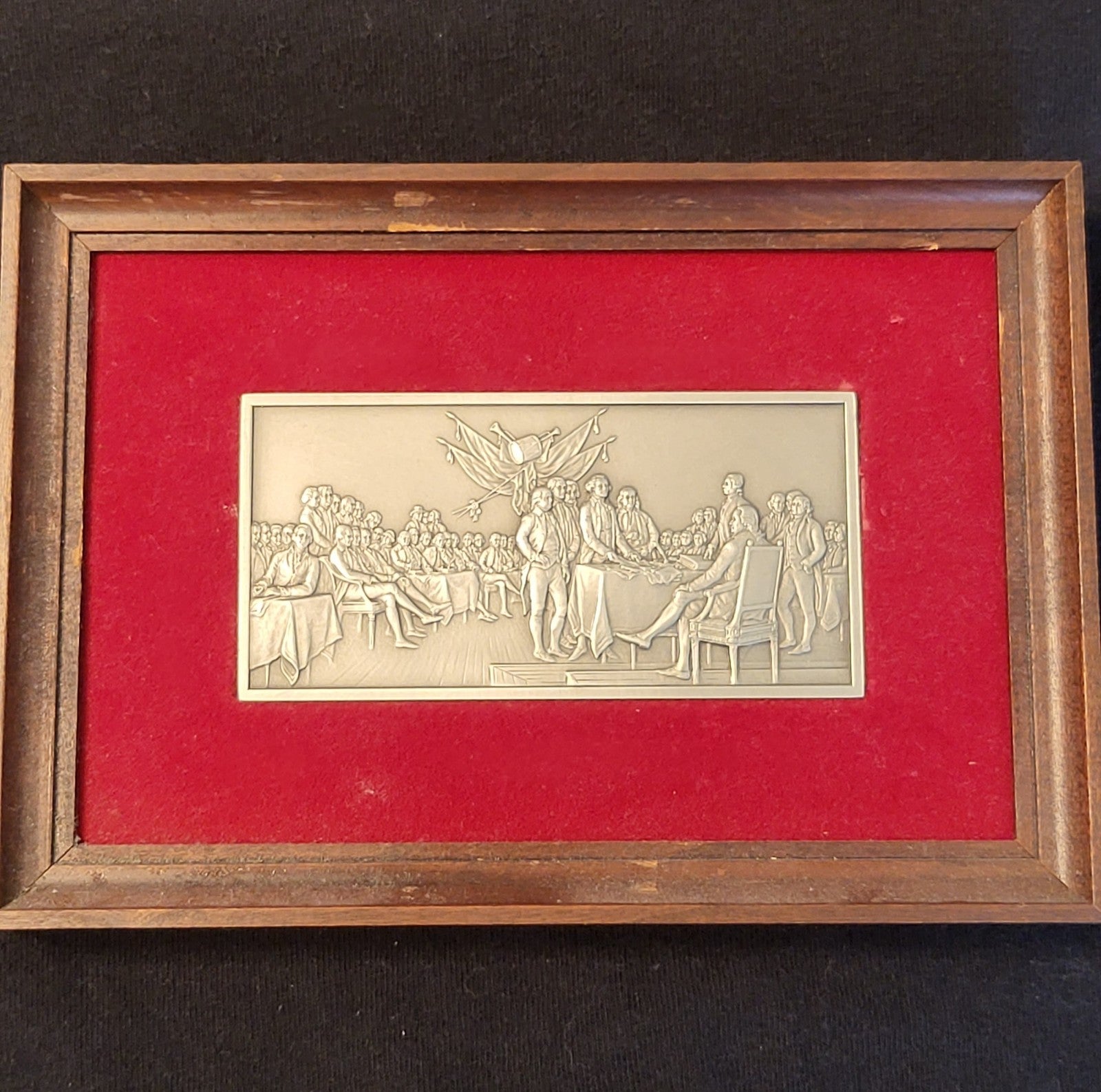 Fine Pewter Bar Depicting the Signing of the Declaration of Independence