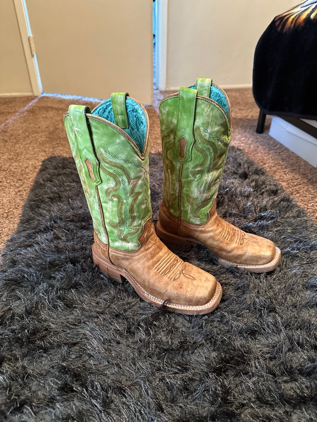 Corral Boots Size 6
