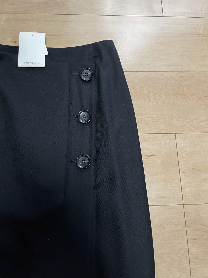 Brand new, unused, with tags, FRAMEWORK skirt in black, made