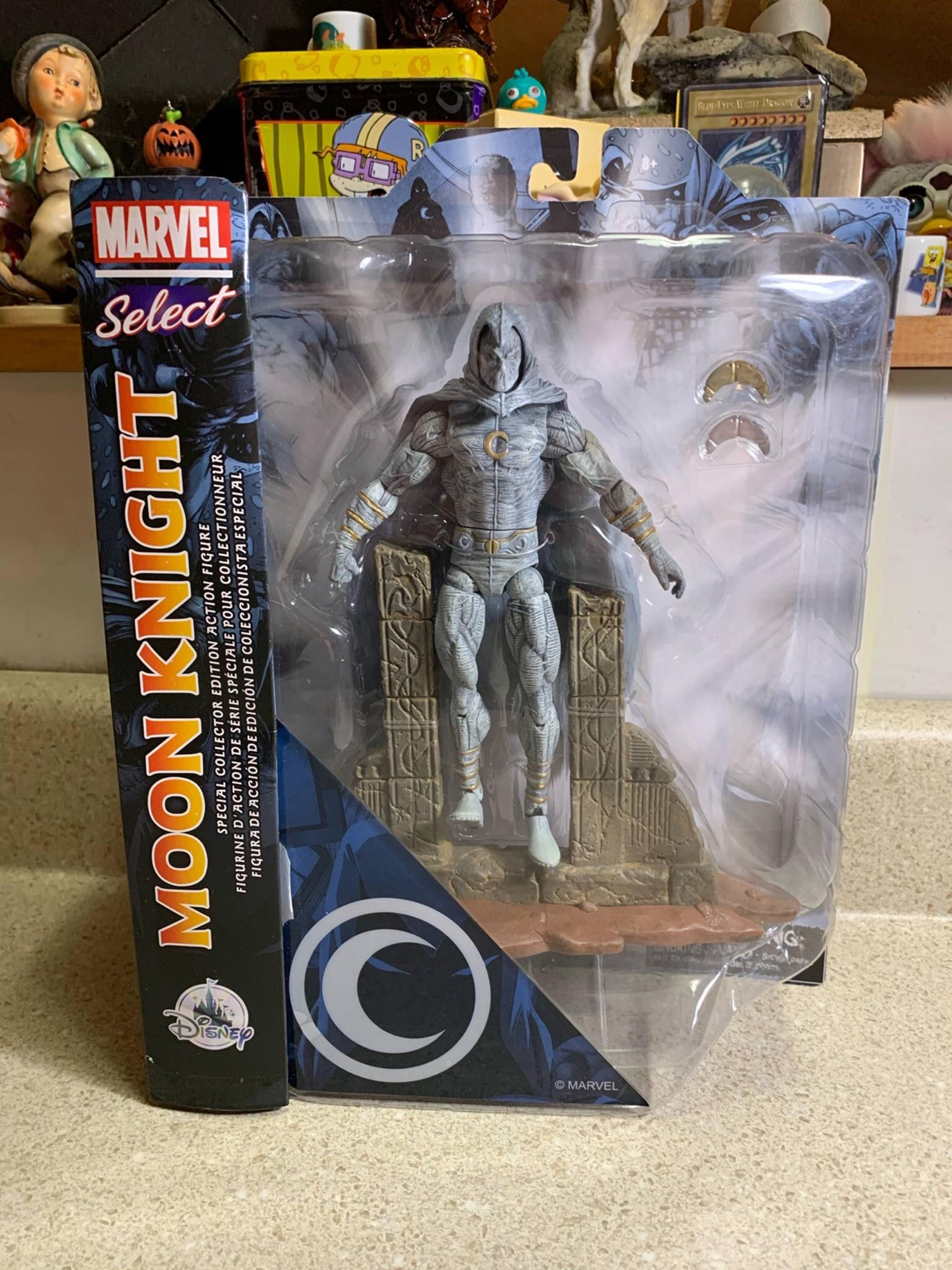 Marvel Select Moon Knight Action Figure Diamond Select Toys Disney Exclusive