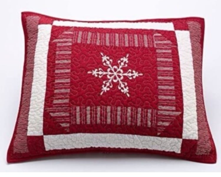 NEW Home Classics Holiday Collection Nicholas Sham Standard 20in.x 26in 2 Packs