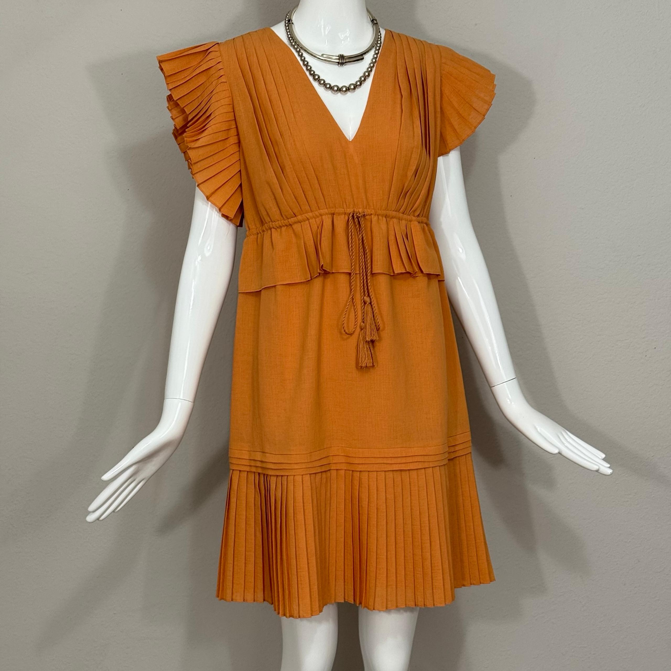 ELLIATT Pleated Tiered Above the Knee Dress Burnt Orange Drawstring Size Medium