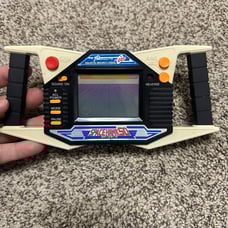 Vintage 1985 Sapacehawk 50 Handheld