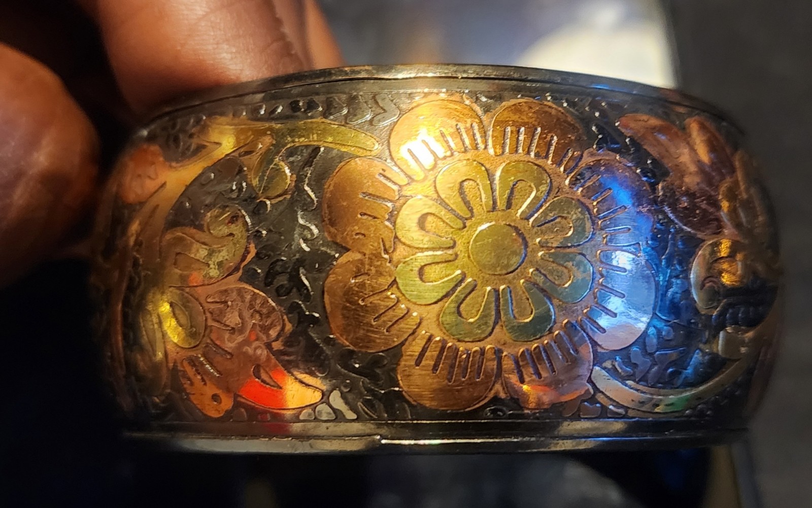 Vintage golden Mosaic extra wide Bangle Bracelet - Vintage designer relief 8