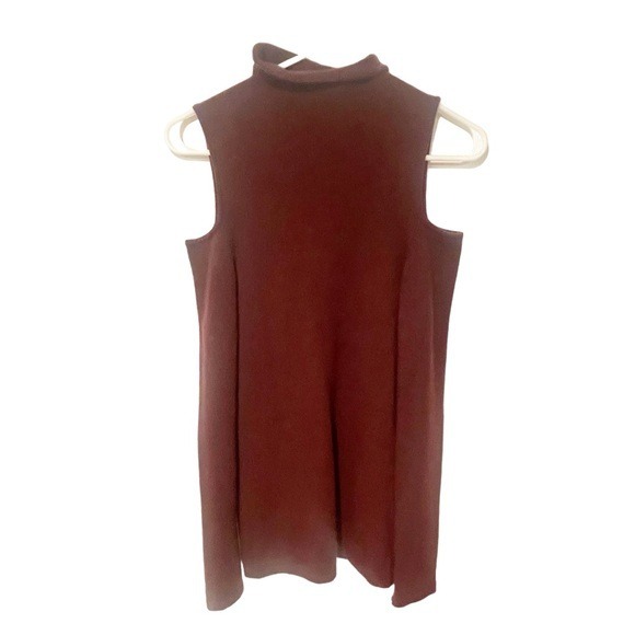 Margaret O'Leary Size Small Burgundy Mock Neck Cold Shoulder Sweater Knit