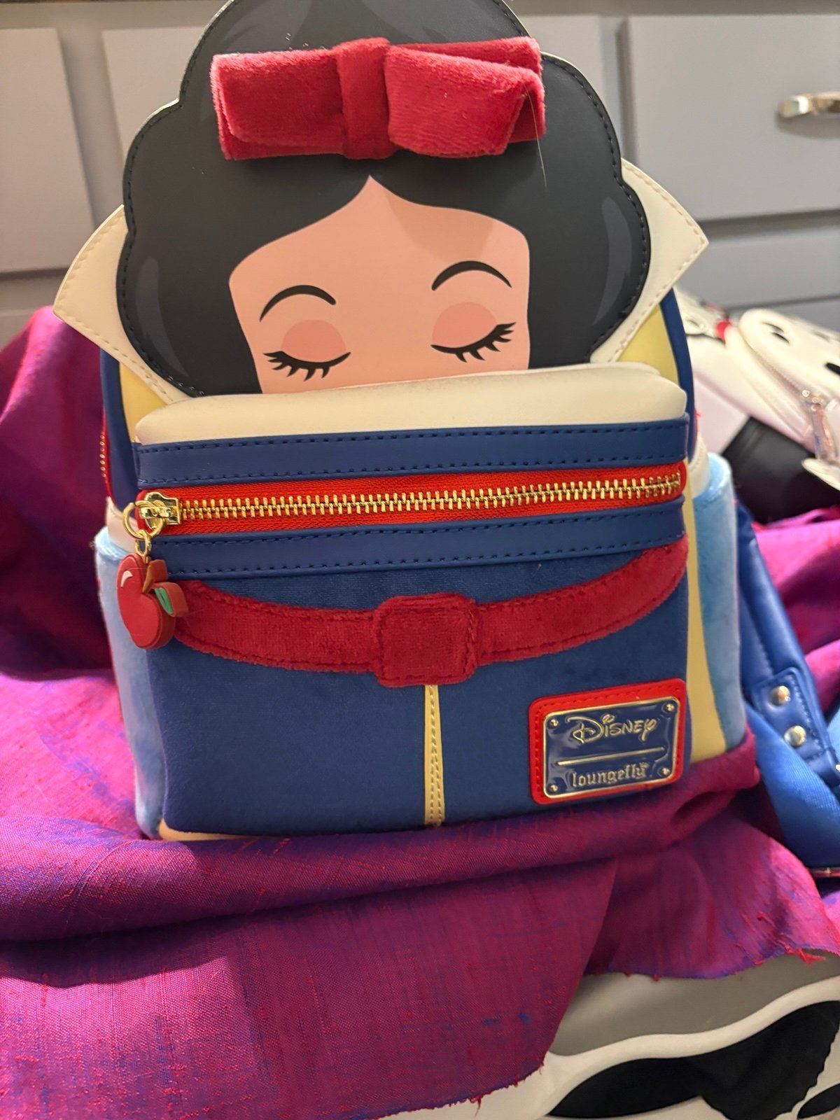 Disney Loungefly Snow White women’s mini backpack