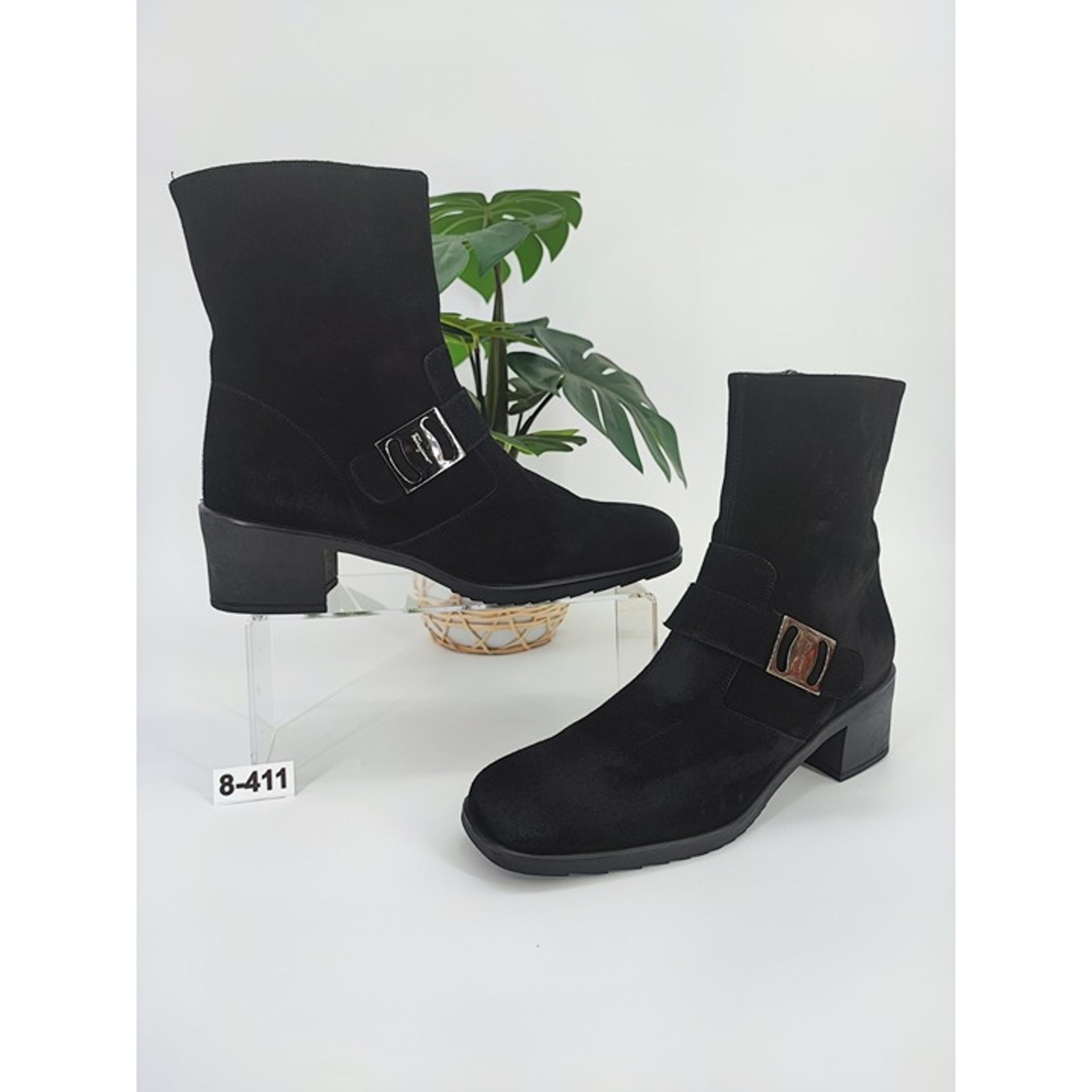 Salvatore Ferragamo Women’s Black Suede Leather Ankle Boots Size 8.5B US