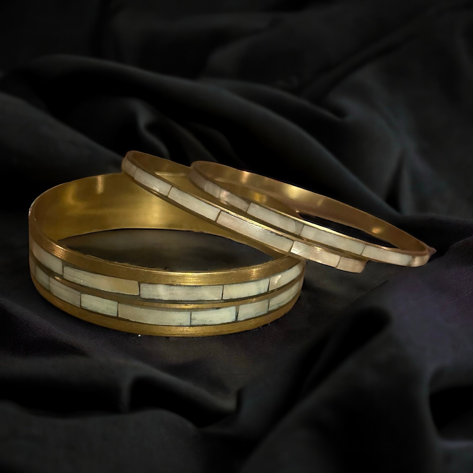 Vintage brass mother of pearl inlay bangle bracelets