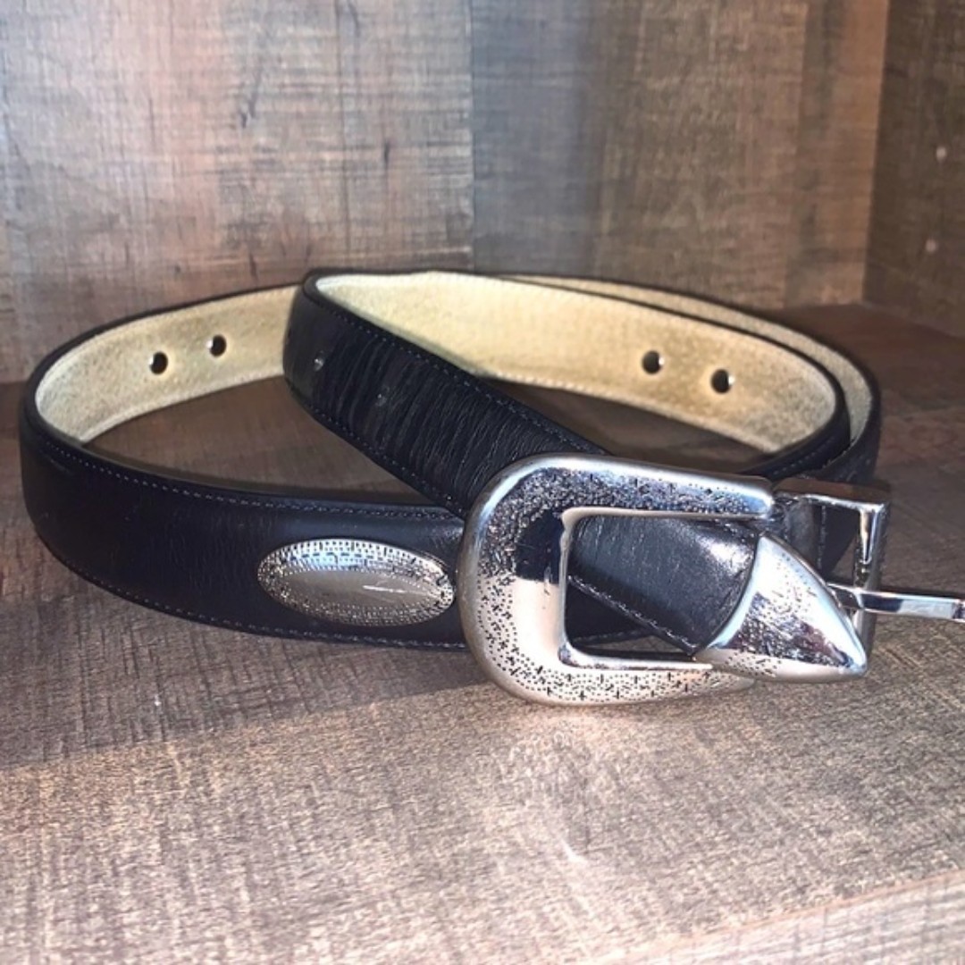 Genuine leather black belt with silver buckle and accent size 38