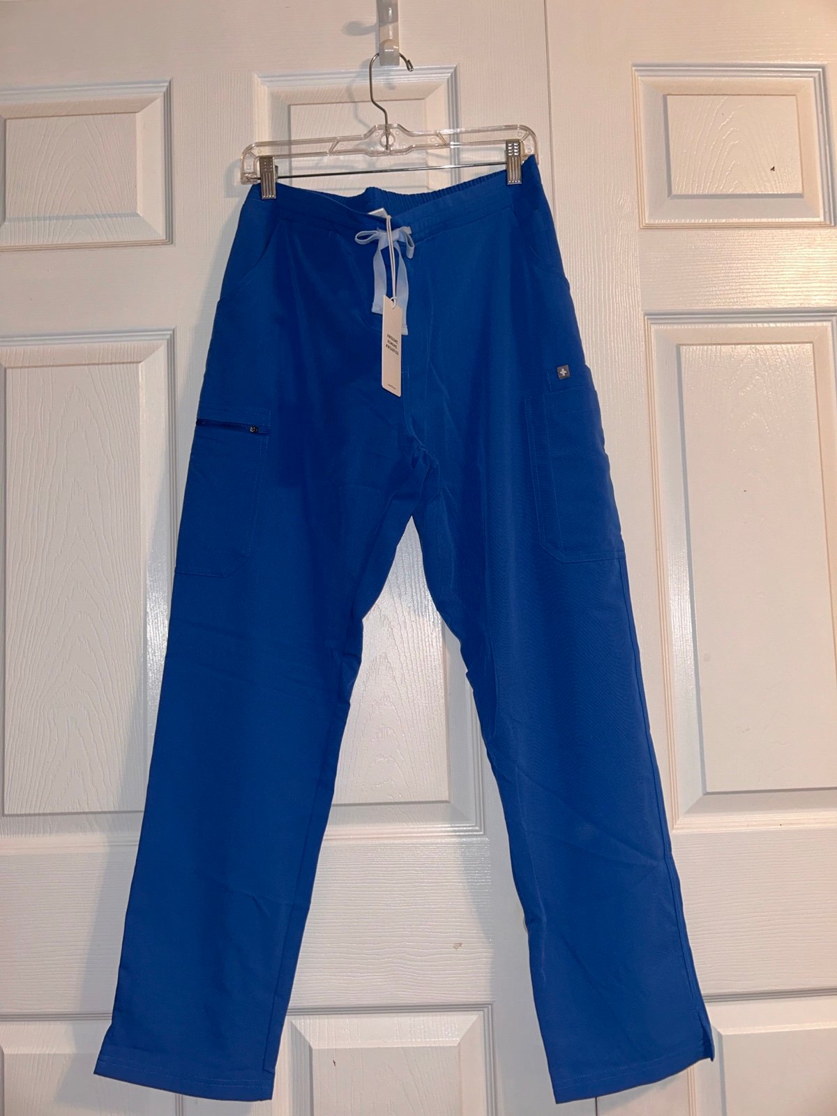 figs scrub pants