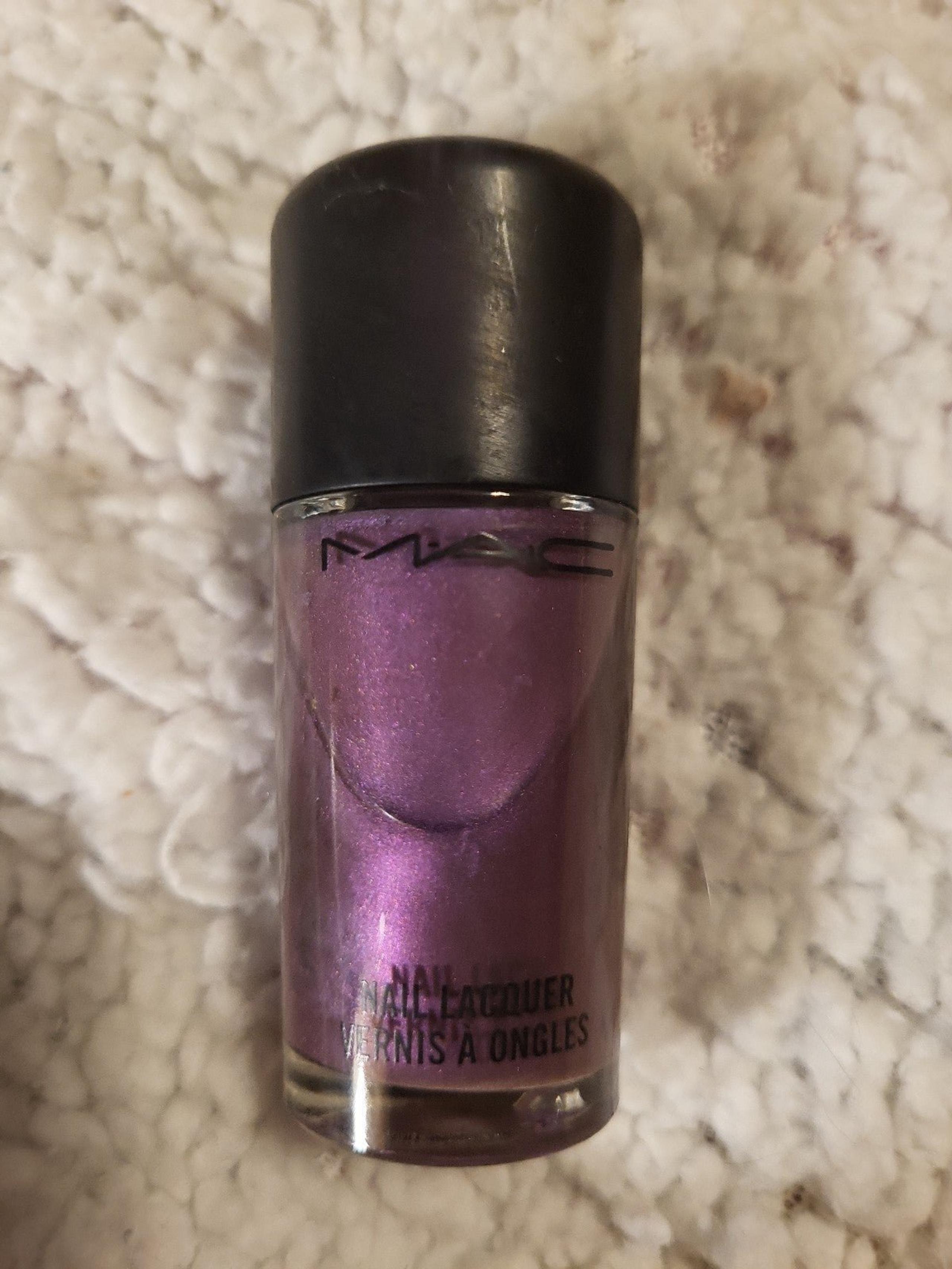 SALE! BN MAC Cosmetics Nail Polish Lacquer Varnish Enamel Shimmer Luxuriation