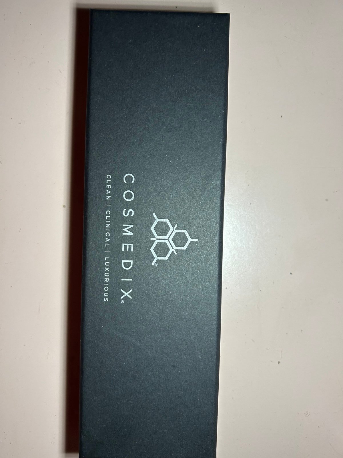 Cosmetix facial massager color red