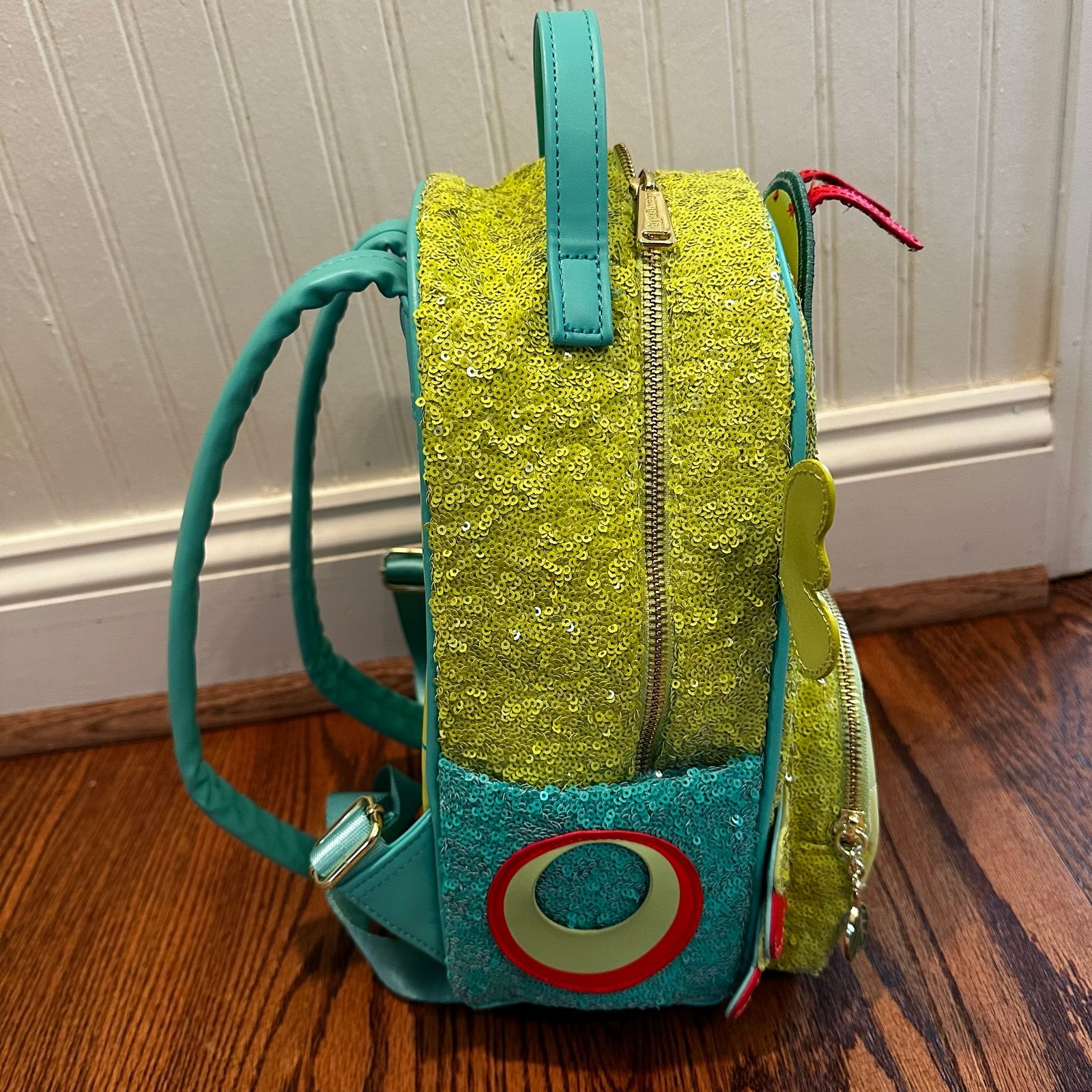 heimlich loungefly
