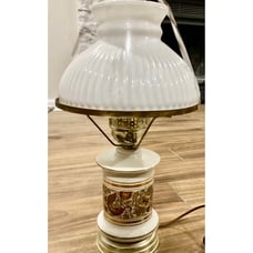 Vintage hurricane Electric Table Lamp With White Ribbed Glass Shade Paisley Rare