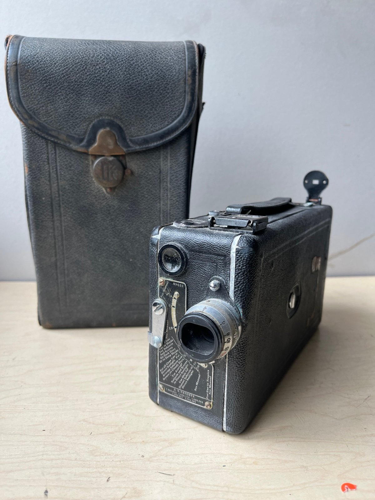 Kodak Cine Model B movie camera - Free Shipping