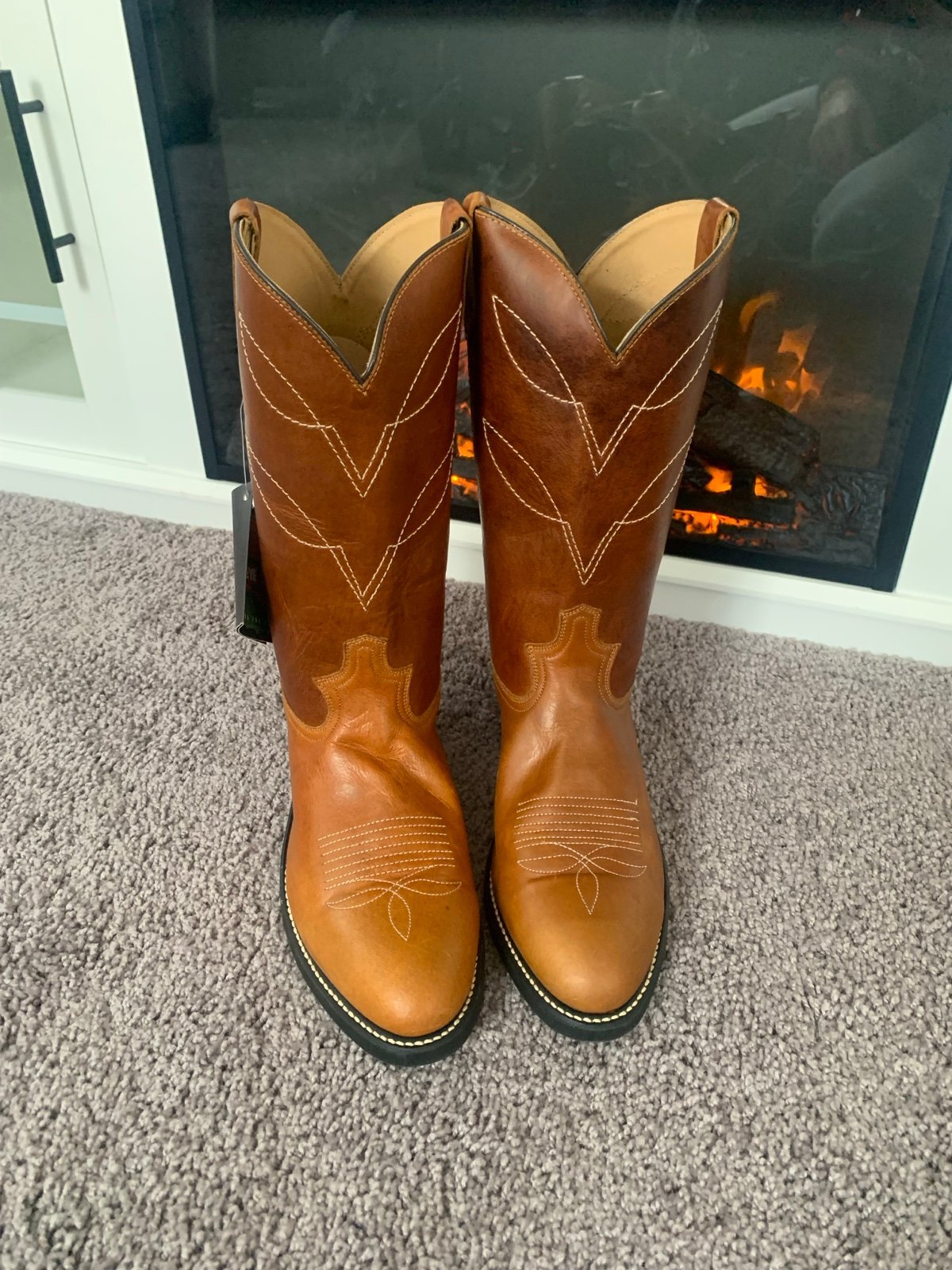 Vintage acme hawkeye cowboy boots