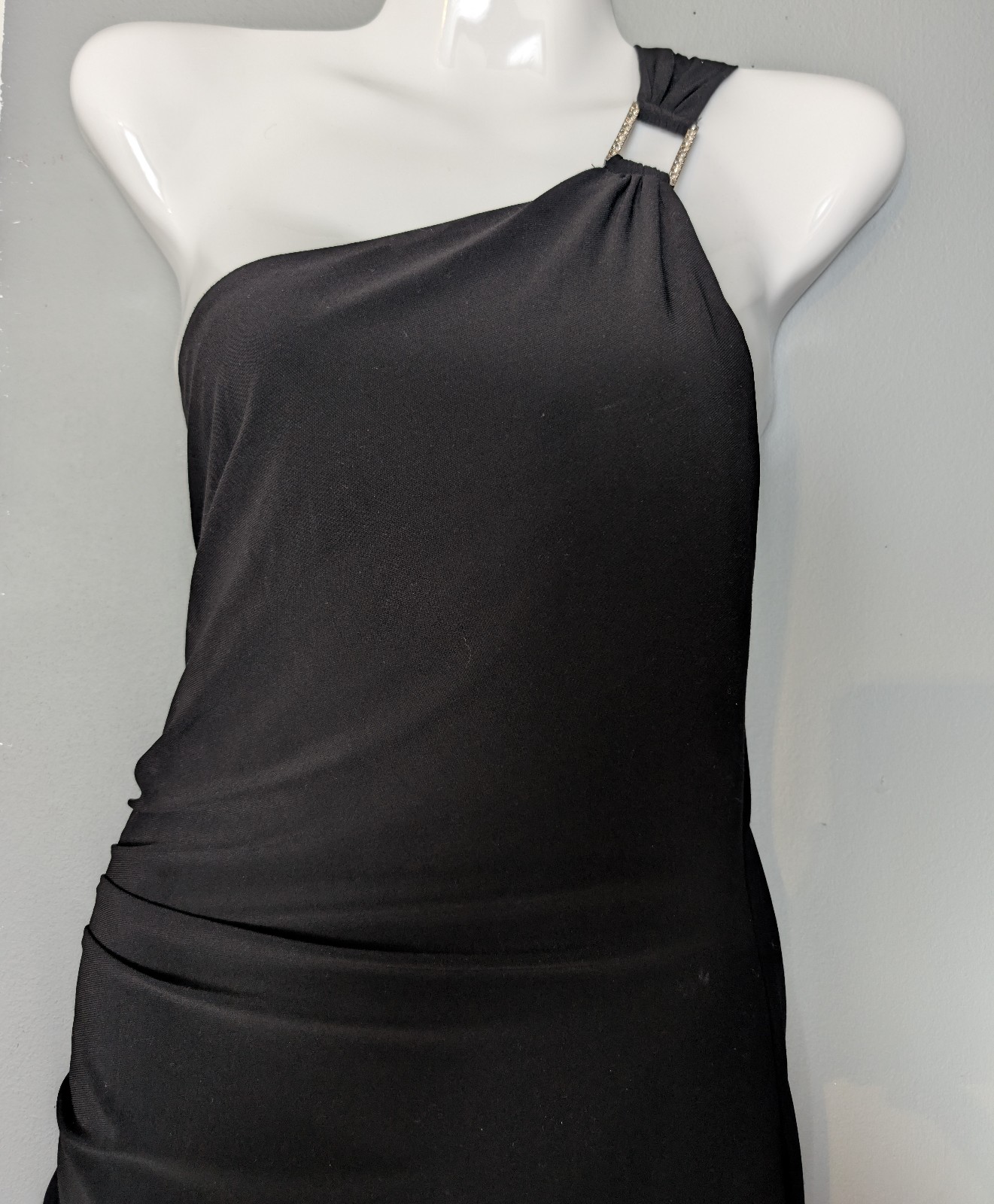 Morgan and Co. elegant Evening Gown size 7-8