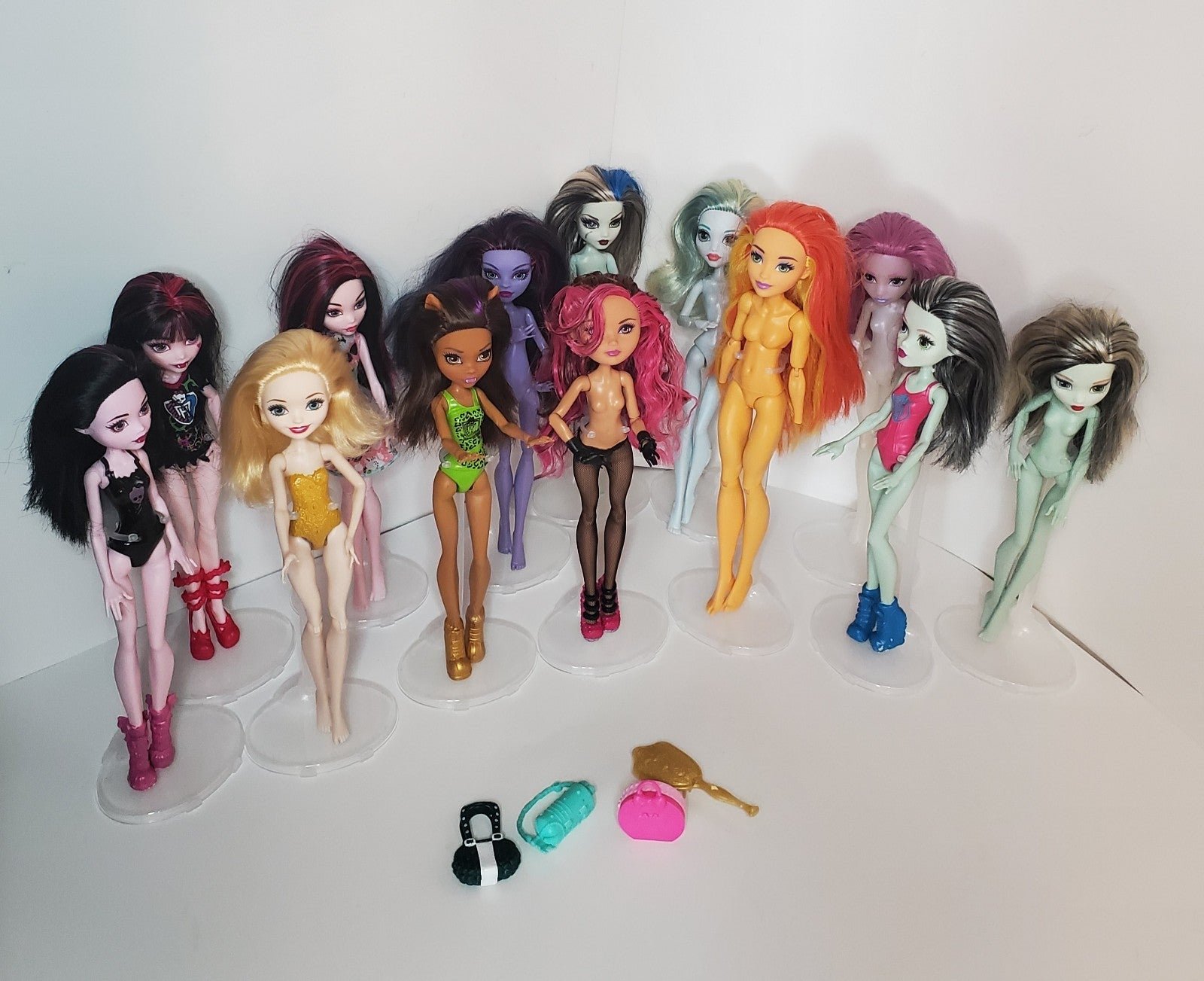 Lot of 13 Monster high Dolls & Ever after dolls #2