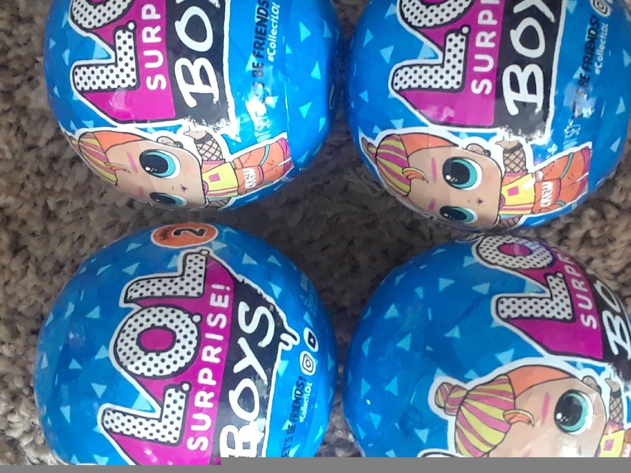 4 Surprise lol boys series 2 balls