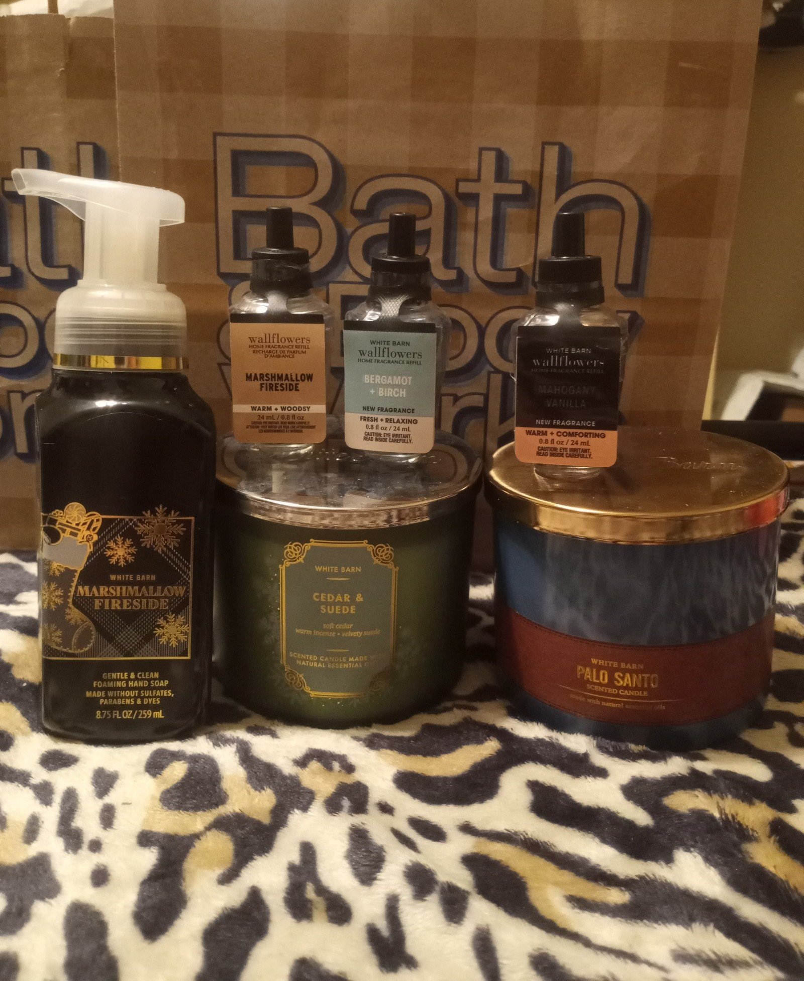 Bath & Body Works Cedar & Suede Palo Santo 3-Wick Candle Wallflower Hand Soap