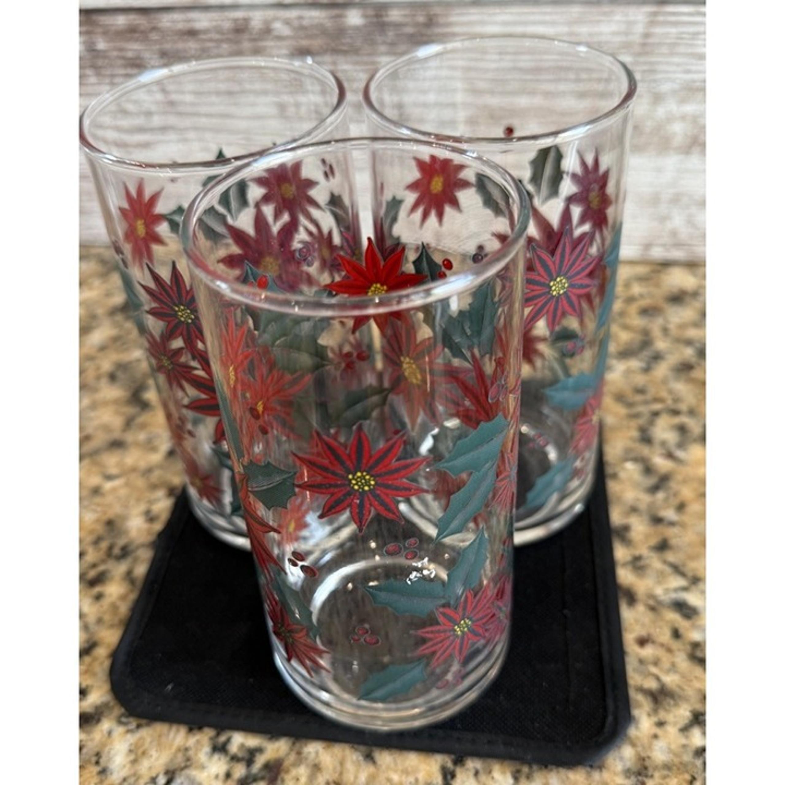 Vintage Libbey Poinsettia Glasses (3) Holly Berry and Leaves 6”