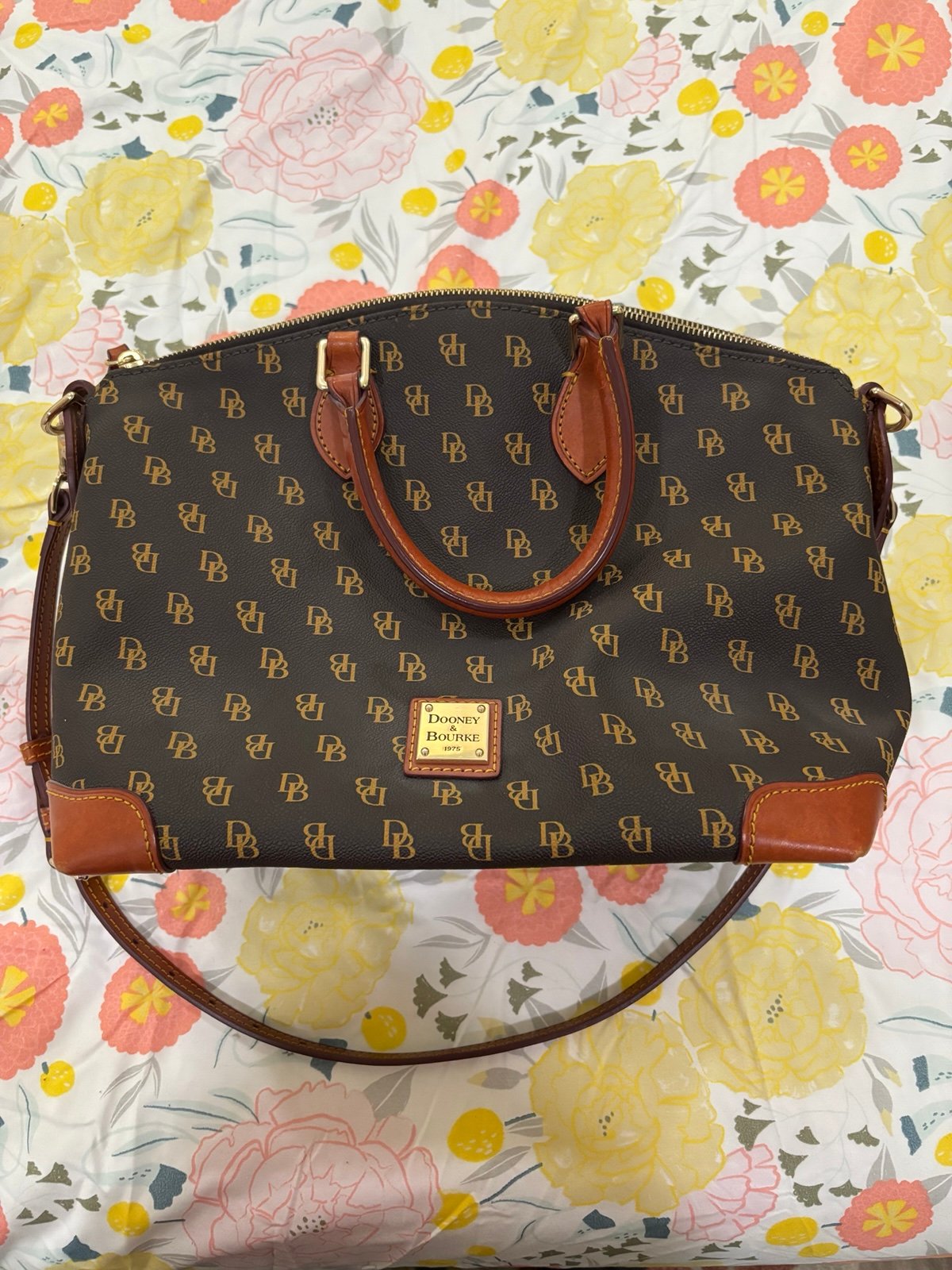 Dooney & Bourke Purse