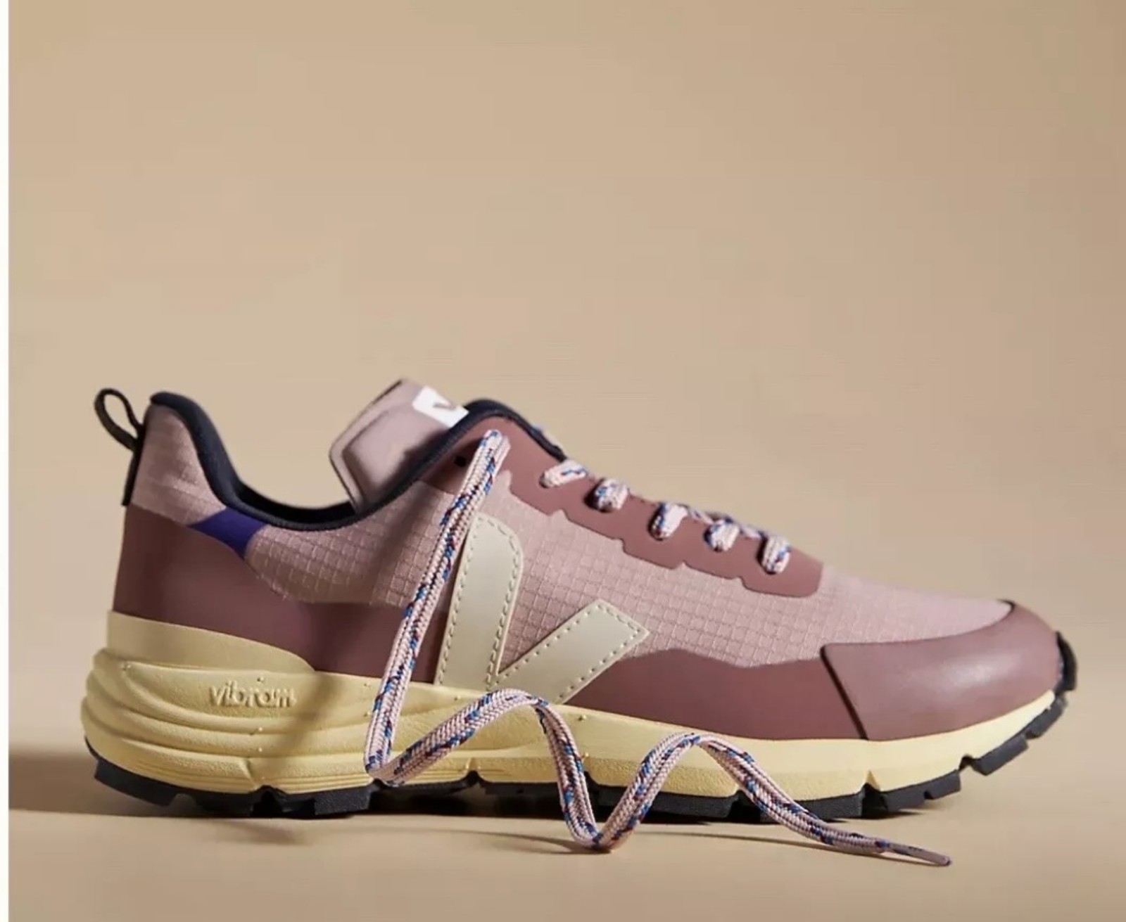 Size 8 Veja Dekkan Ripstop Babe Pierre Mesh Hiking Trainers