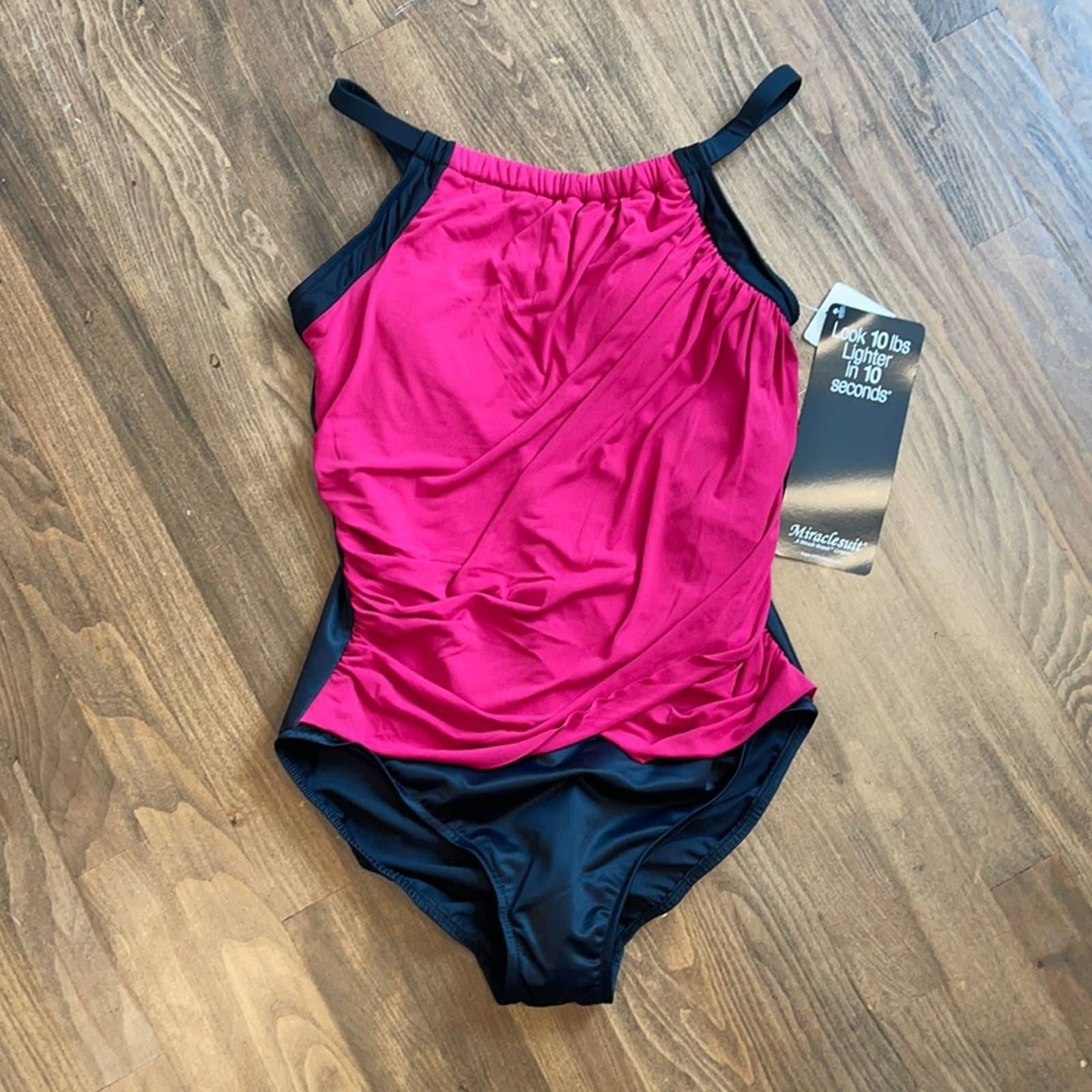 MIRACLESUIT Magicsuit Lisa black berry red One Piece Swimsuit NWT SIZE 16
