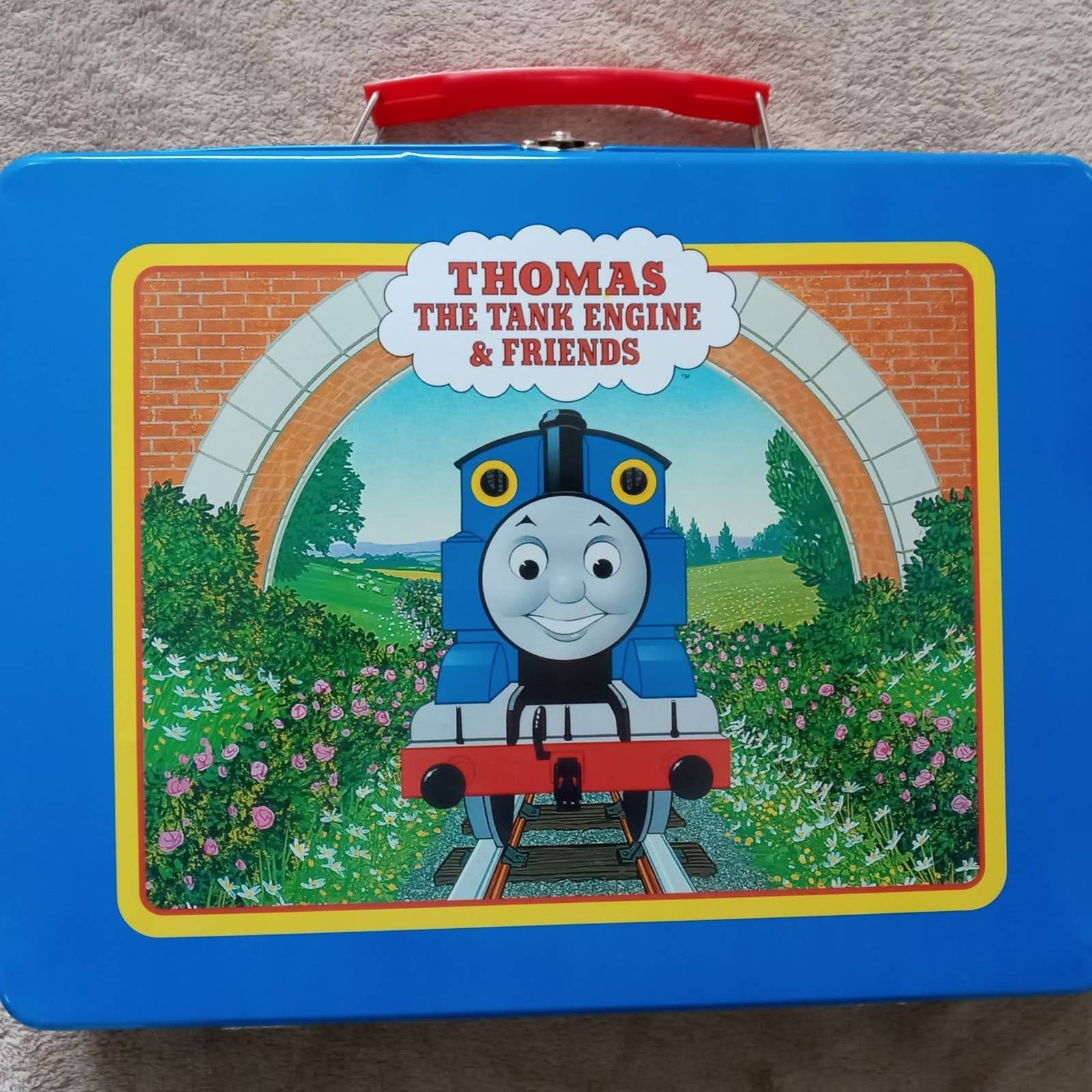 Thomas The Tank Engine & Friends Metal Carrying Case with Trains