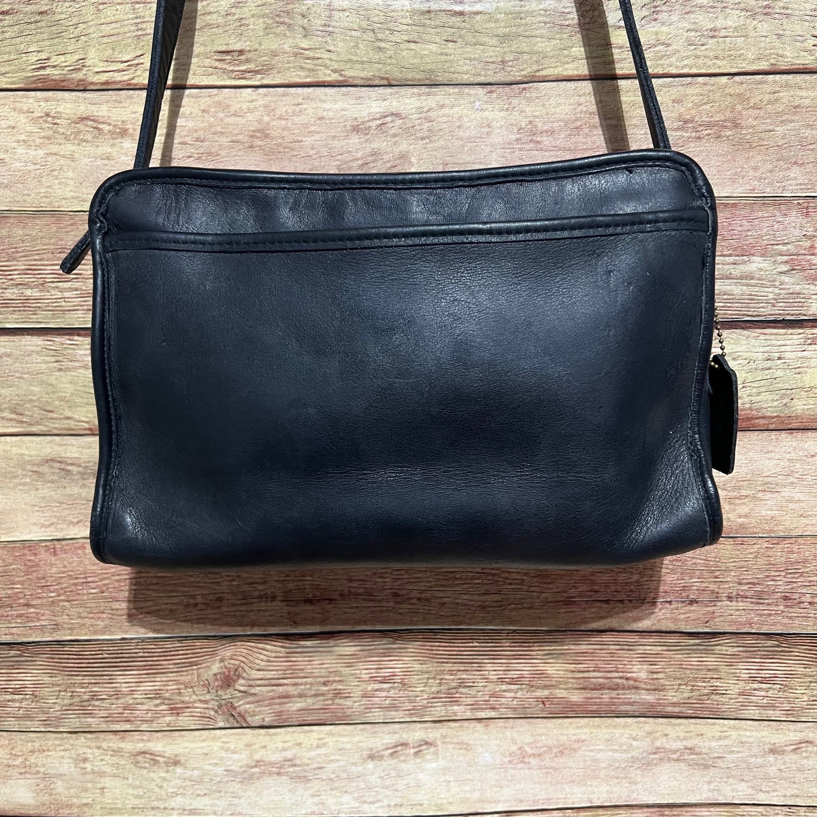 Coach Black Leather Vintage Swagger Bag