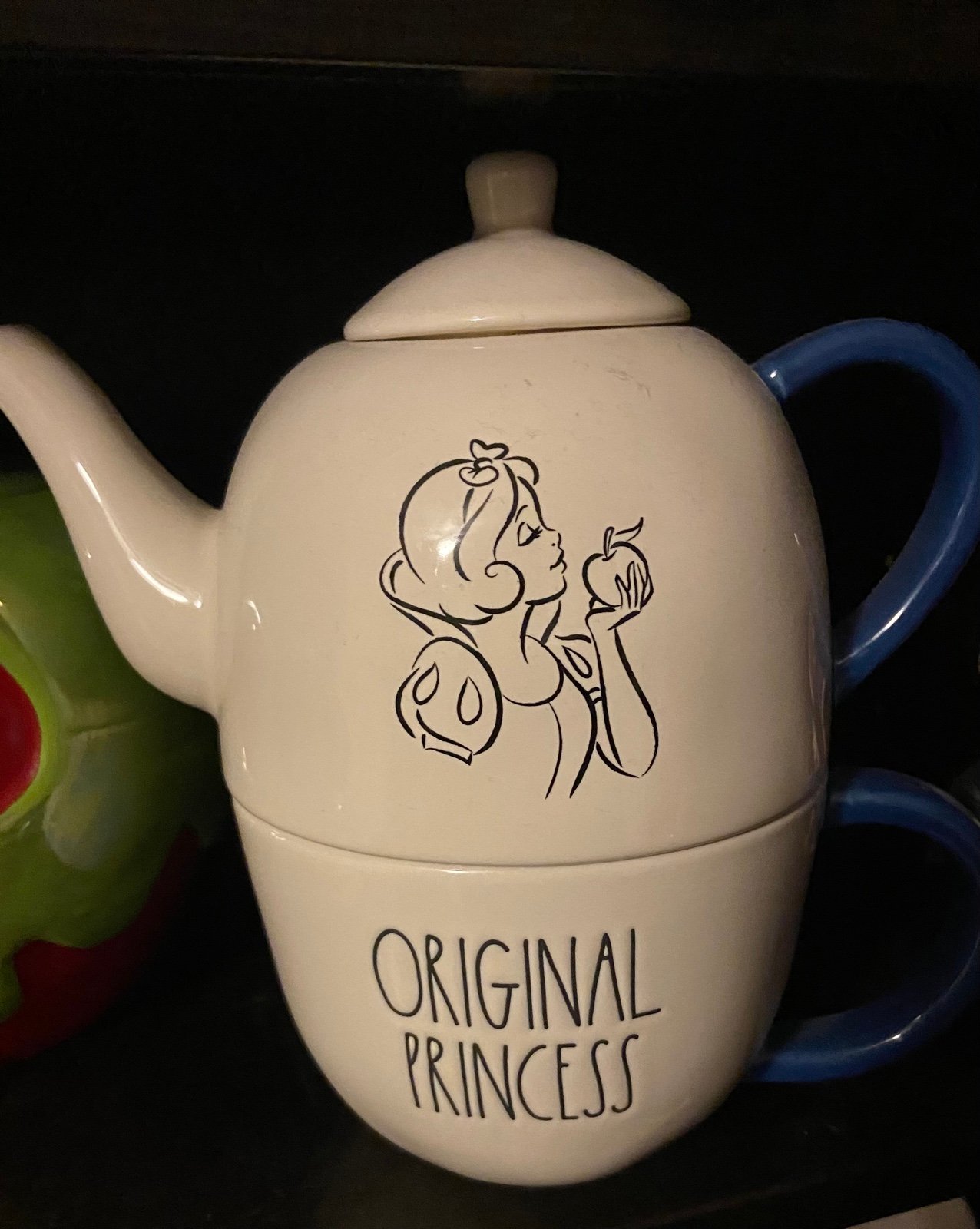Snow White ORIGINAL PRINCESS tea pot
