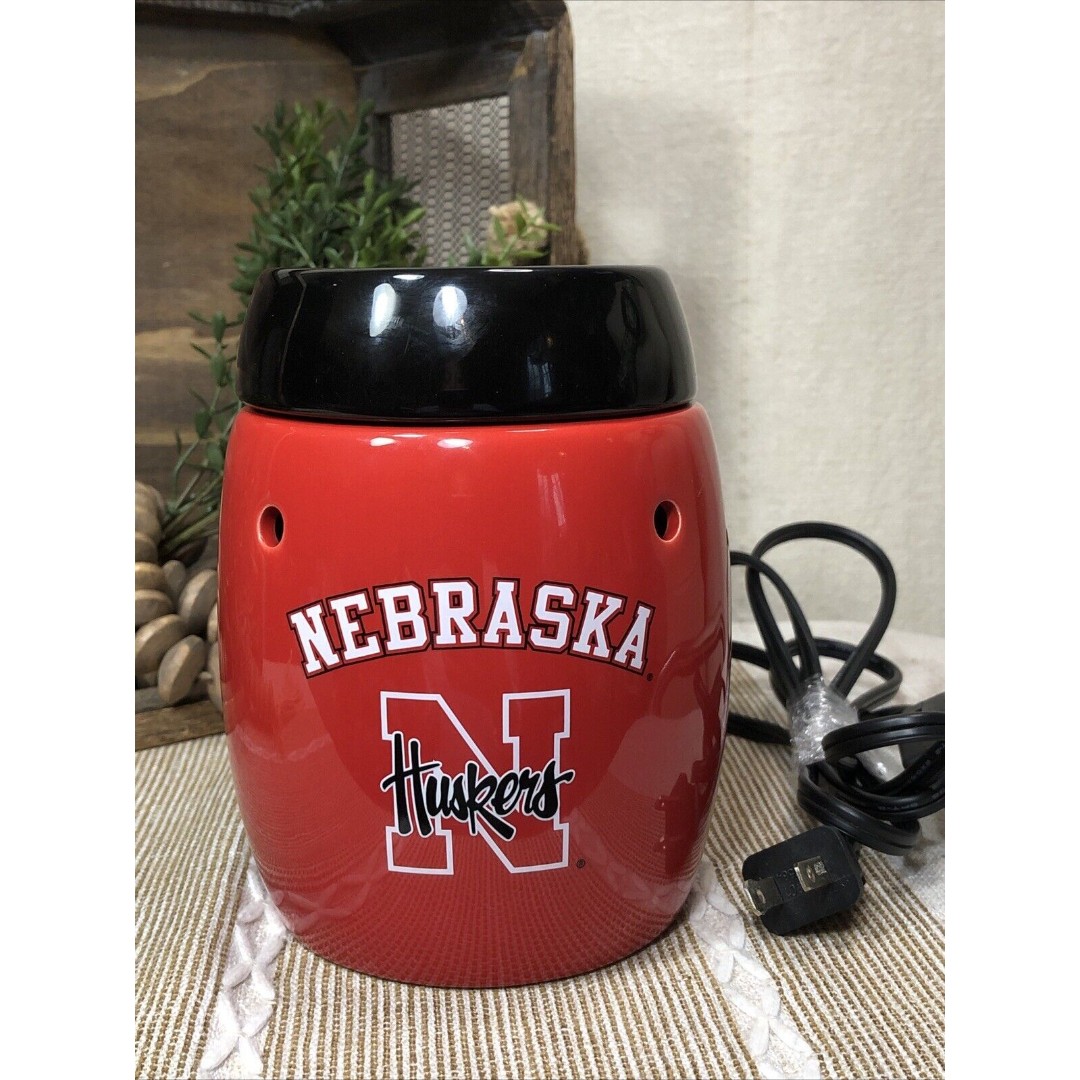 Scentsy University of Nebraska Cornhuskers Huskers Wax Warmer Full Size**no Box