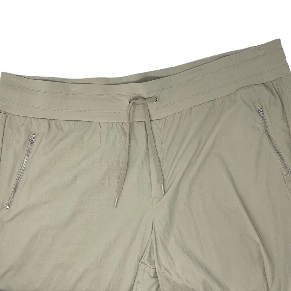 Athleta Women's Trekkie North Jogger Cropped Khaki Size 26