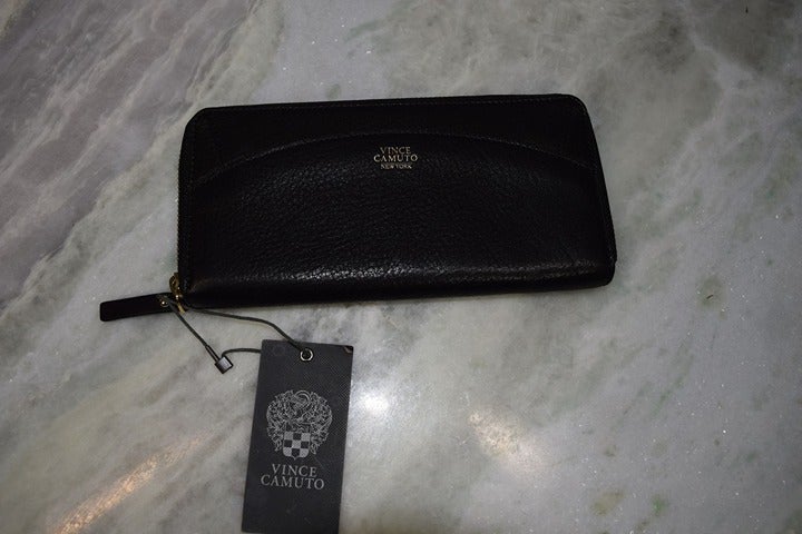 Vince Camuto wallet