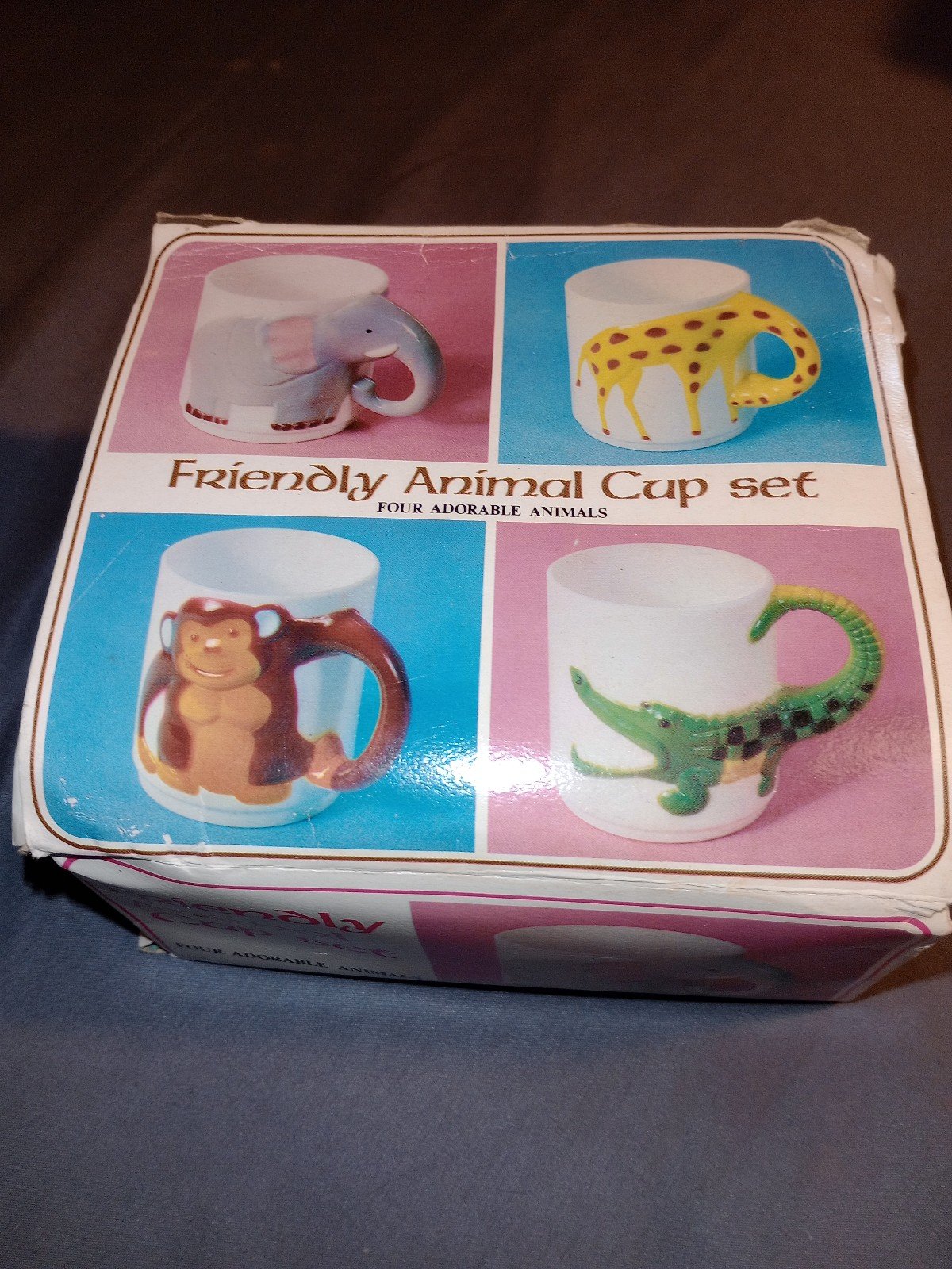 Vintage 1970s Plastic Mug Set