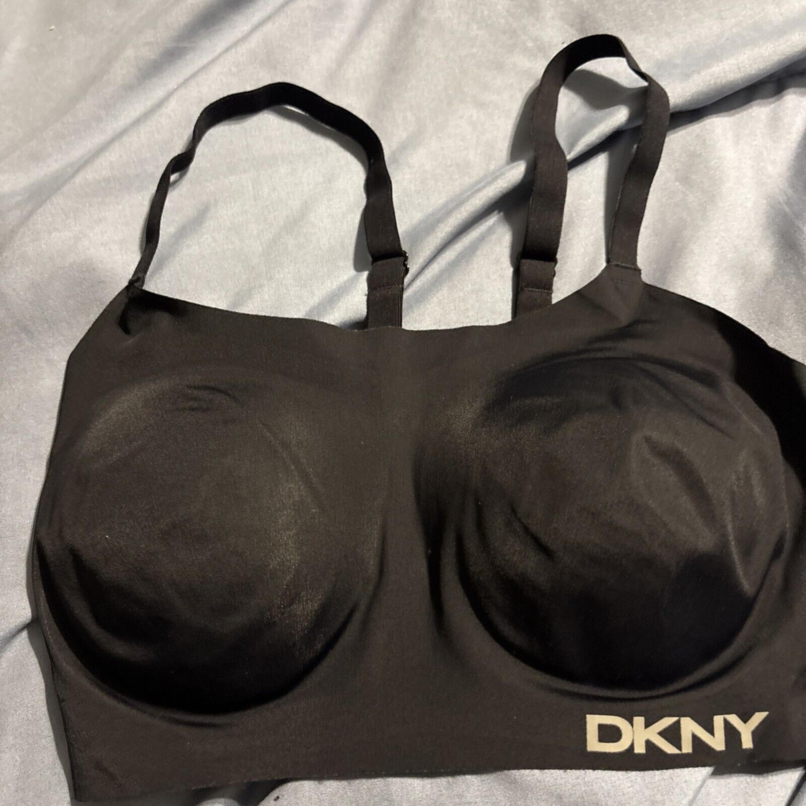 DKNY Womens Bra Size Small Laser Cut Adjustable Sports DK8426P2 Yoga Black