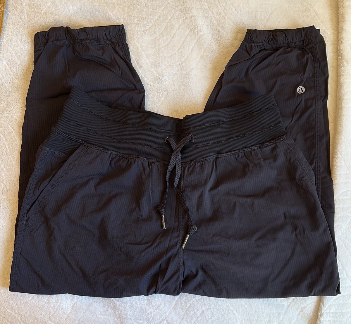 Lululemon crop pants