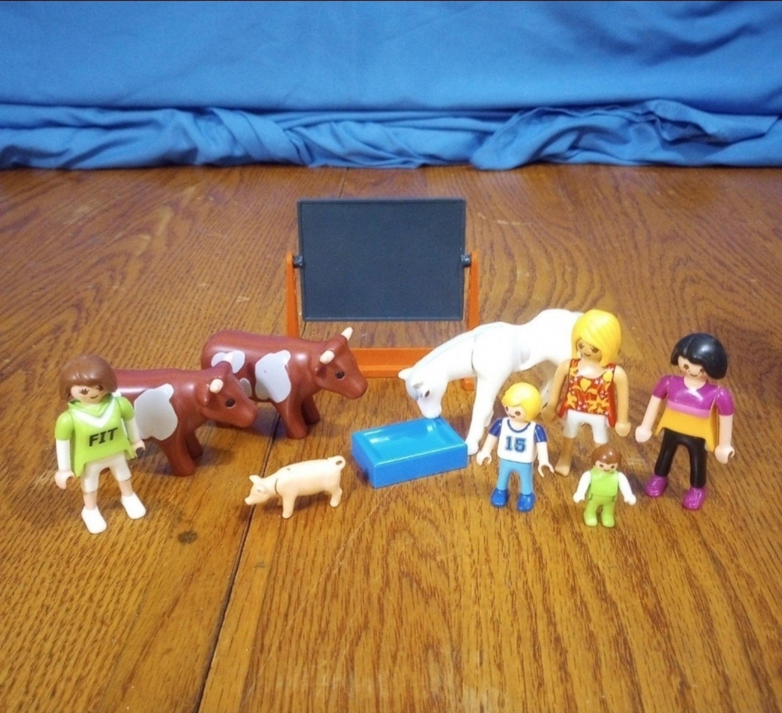 Vintage 1990s Geobra Playmobil Figures Lot of 11