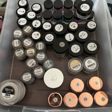 Dip powder lot