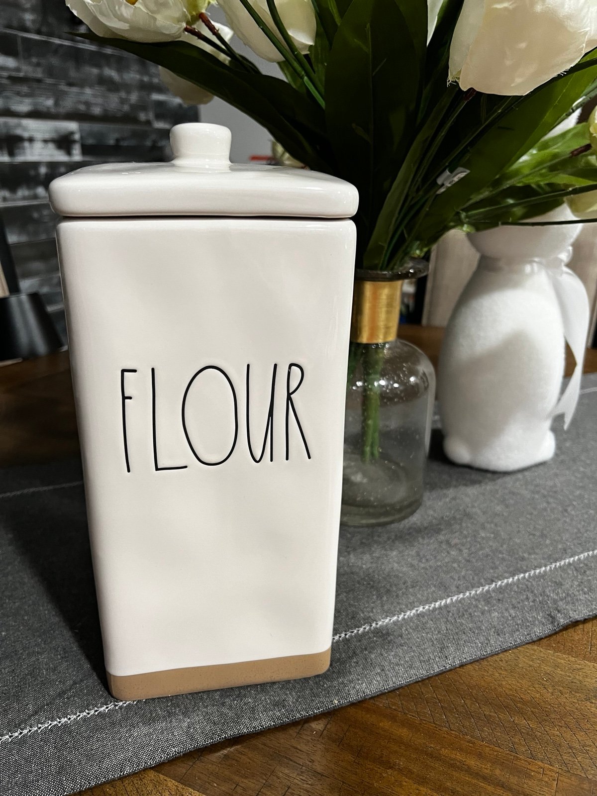 Rare Rae Dunn square Flour canister
