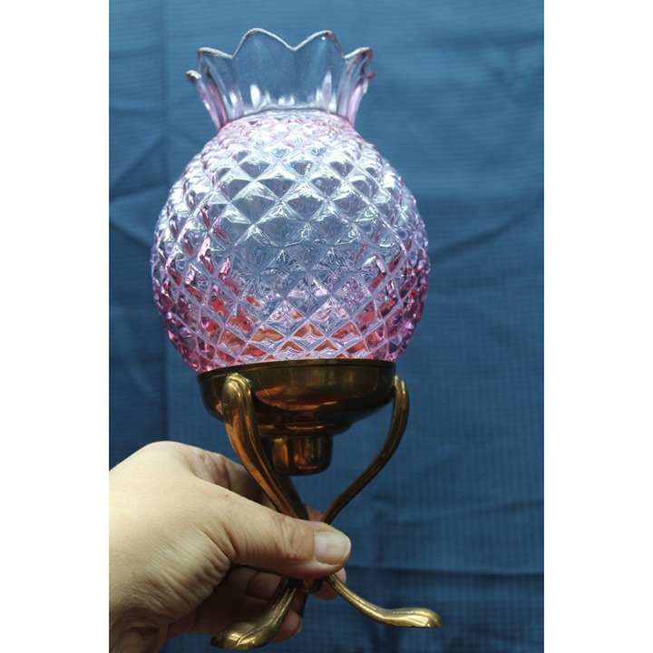 Hard to find- Fenton Welcome Light -Dusty Rose Diamond cut Pineapple Shade