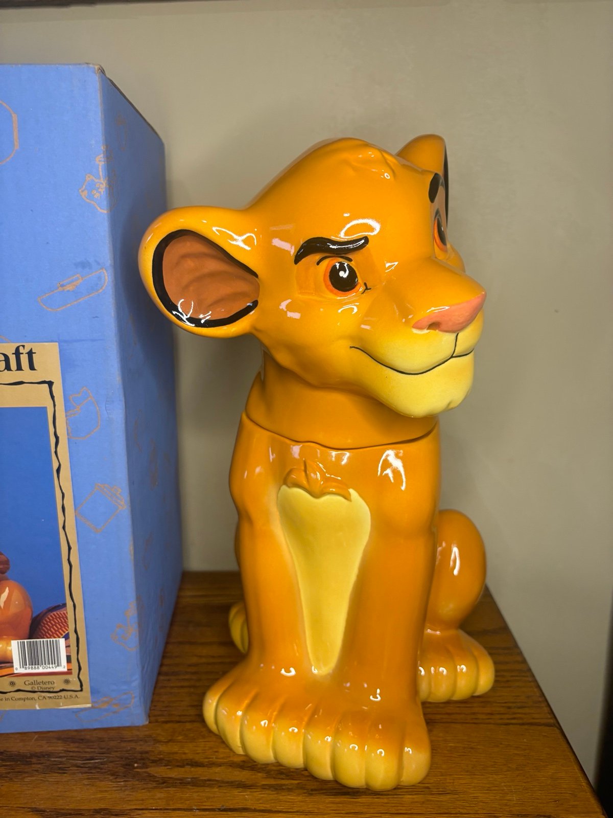 Vintage Treasure Craft Disney The Lion King Simba Cookie Jar - detail