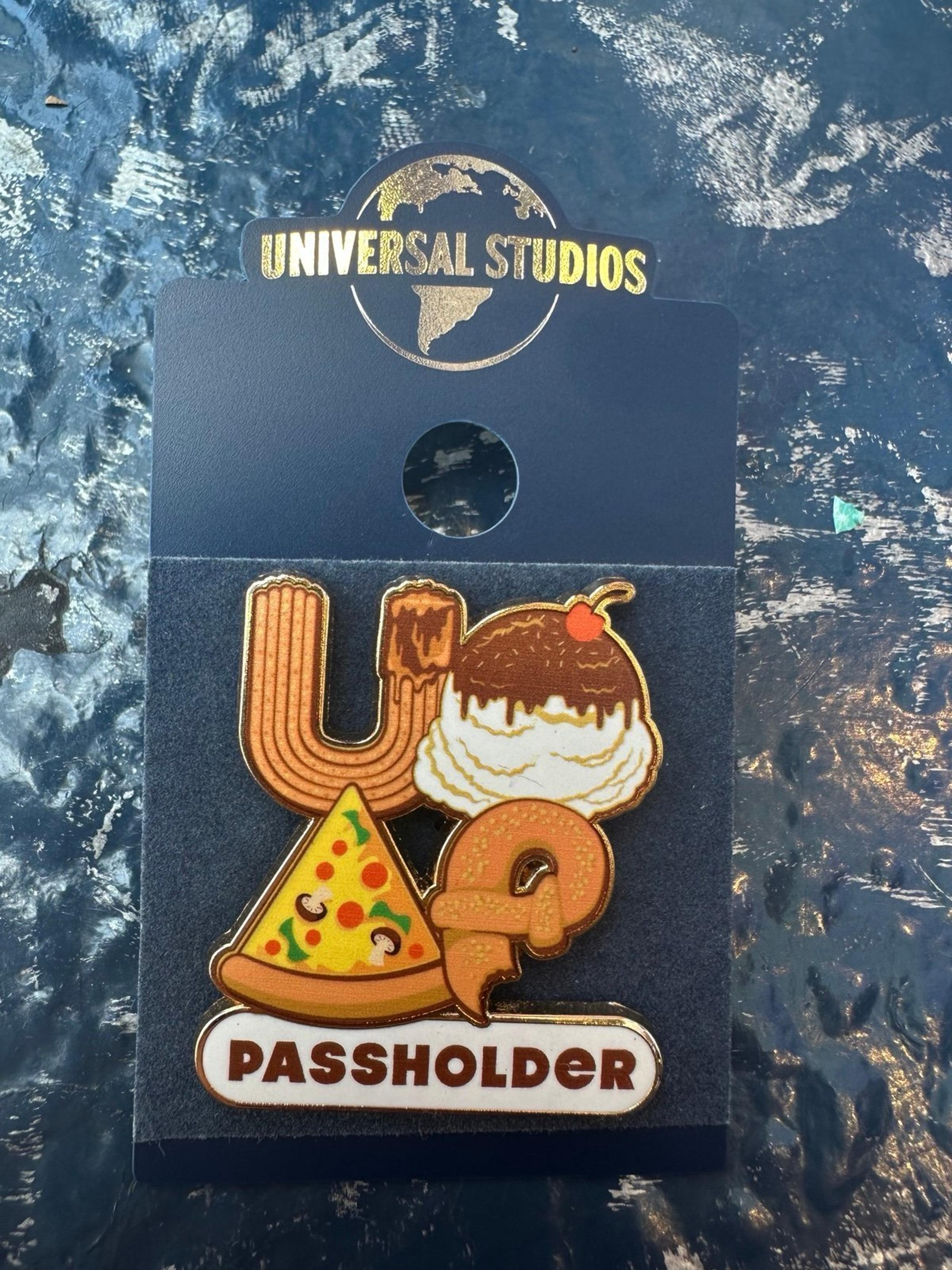 NEW Universal Studios Orlando UOAP Passholder. Collectible Pin