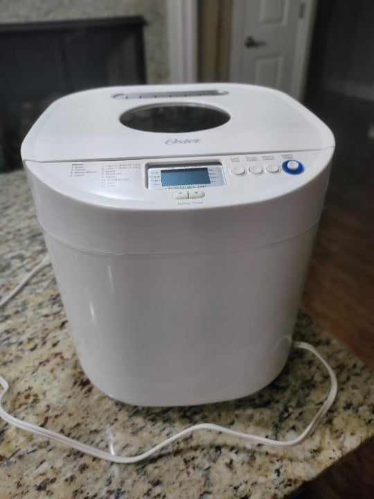 Very Clean! Oster Expressbake Breadmaker, 2-lb. Loaf