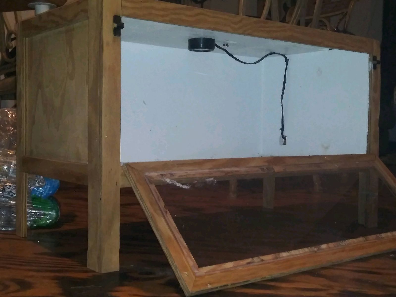 Small cage