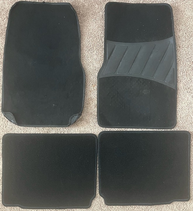Toyota Corolla carpet floor mats